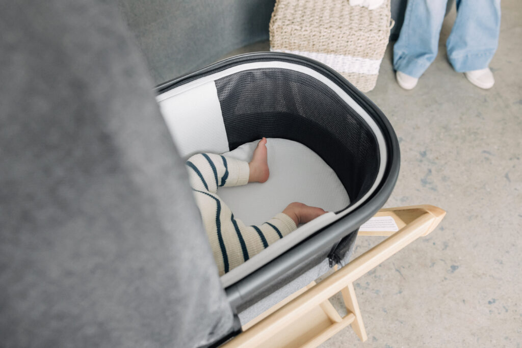 Fun & Thoughtful Pregnancy Announcement Ideas for Friends & Family